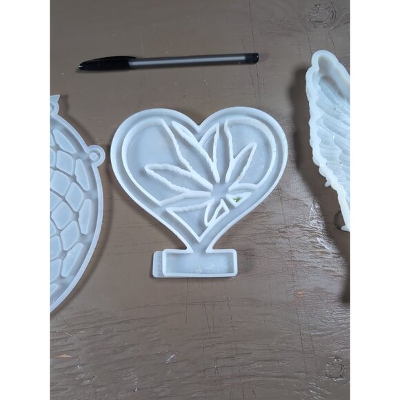 Lot of 3 Silicone Resin Moulds/Molds - Picture 3 of 4